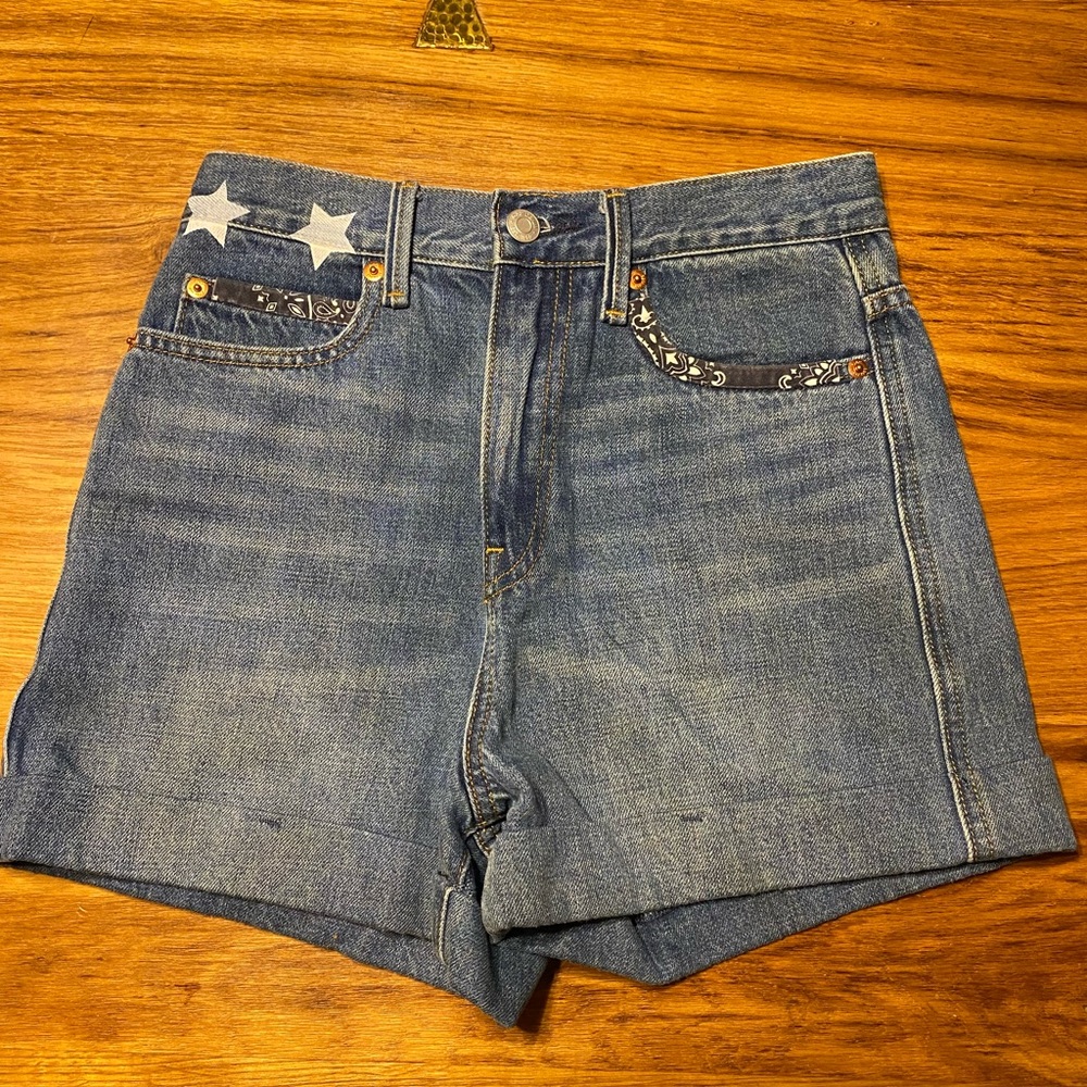 GAP super high rise shorts